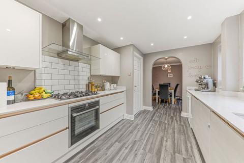 7 bedroom detached house for sale, 24 Broombank, Birkby, Huddersfield, HD2