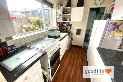 2 bedroom terraced house for sale, Stratfield Street, Sunderland SR4
