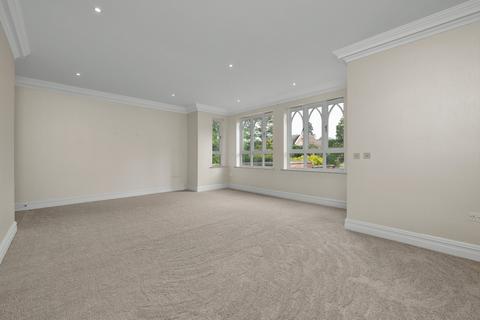 2 bedroom apartment for sale, Esher Park Avenue, Esher, Surrey, KT10
