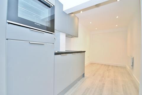 undefined, High Street, Woking, Surrey, GU21