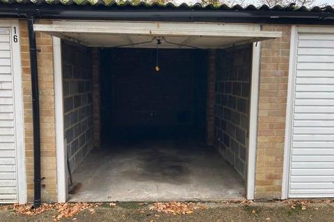 undefined, High Street, Potters Bar EN6