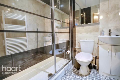 2 bedroom apartment for sale, Clifford Way, Maidstone