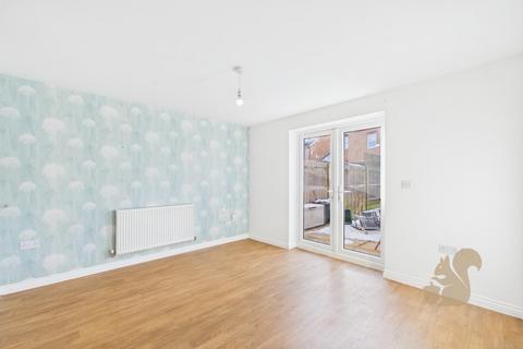 2 bedroom terraced house for sale, Military Road, Colchester