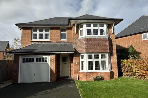 4 bedroom detached house for sale, Cilfach Crwys, Bangor, LL57