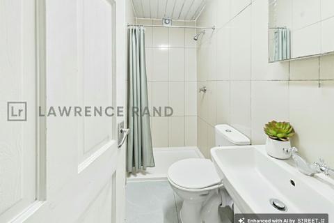 2 bedroom flat to rent, 63 Keith Road, Hayes, UB3