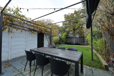 undefined, Priory Road, Burgess Hill, RH15