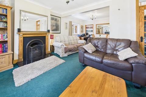 undefined, Cottimore Lane, Walton-On-Thames