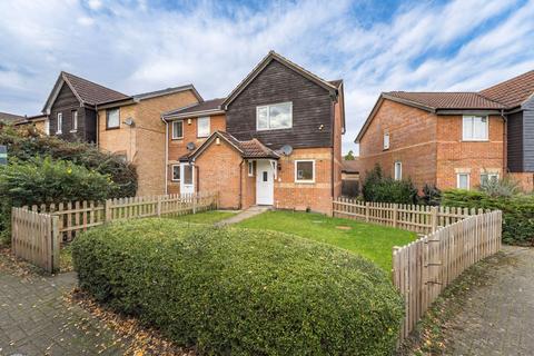 3 bedroom end of terrace house for sale, Stockholm Way, Dereham