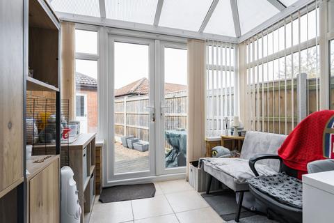 3 bedroom end of terrace house for sale, Stockholm Way, Dereham