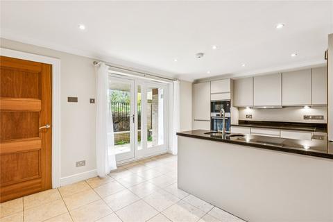 3 bedroom terraced house to rent, St. Edmunds Square, Barnes, London, SW13