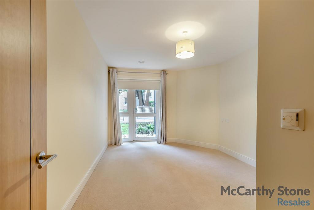 8668326-interior17.jpg