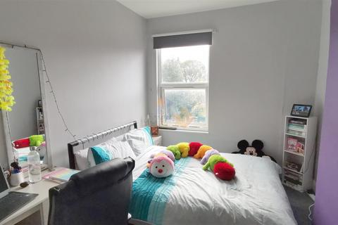 undefined, West Parade, Lincoln