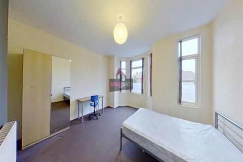 8 bedroom house to rent, Weaste Lane, Salford, Manchester