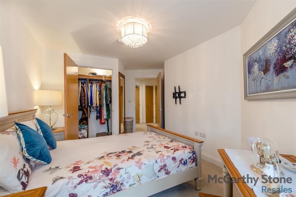 8669117-interior15.jpg