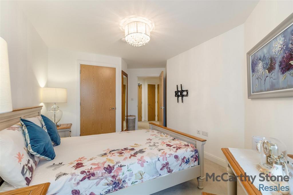 8669117-interior14.jpg