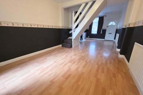 2 bedroom house to rent, Coventry Road, Warwickshire CV12