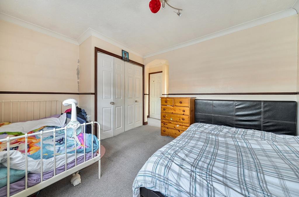 1373636-9-6909ede...