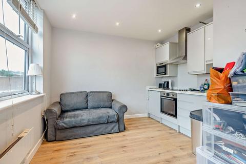 undefined, Victoria Road, Farnborough, GU14