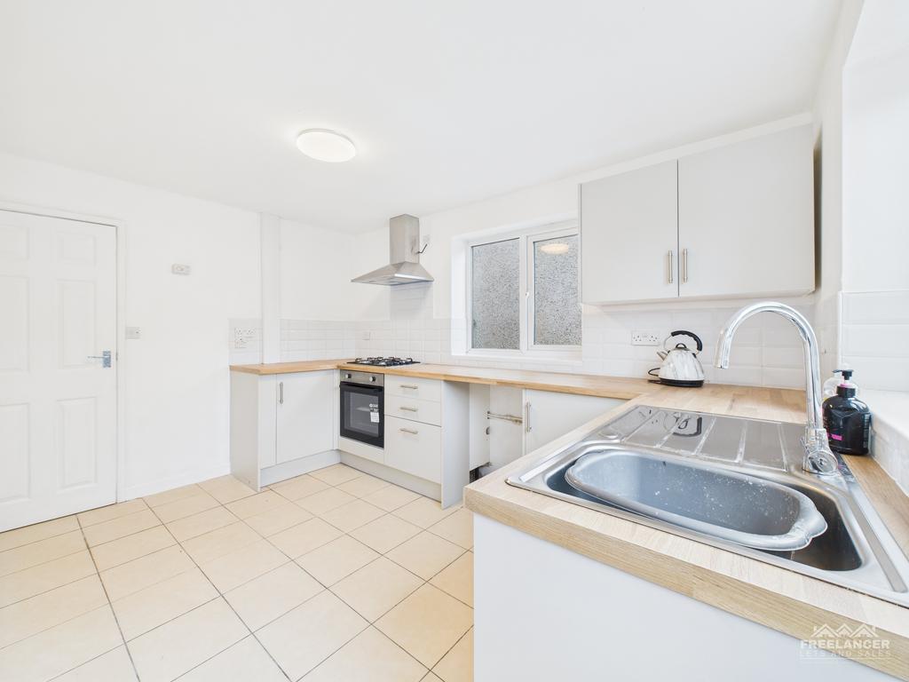 Kitchen 2