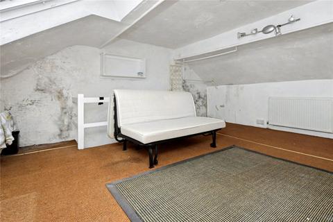 undefined, Greenside, Pudsey, West Yorkshire