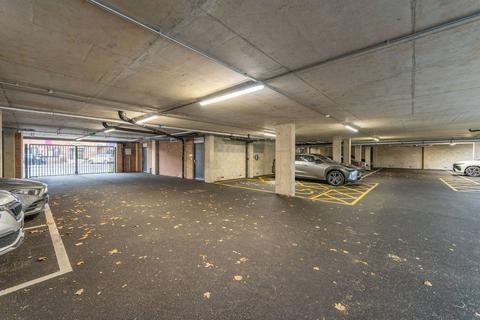 2 bedroom flat to rent, Burlington Road, New Malden, NEW MALDEN, KT3