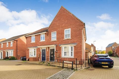 3 bedroom semi-detached house to rent, Little Linns, Marston Moretaine, Bedford