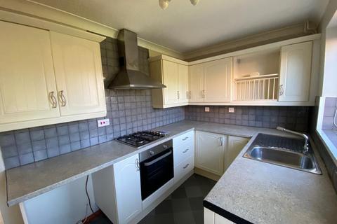 2 bedroom semi-detached house to rent, Holdenby Close, Retford, DN22 6UA