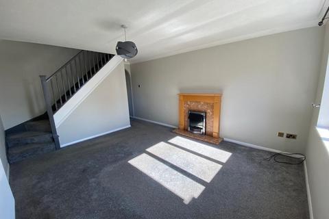 2 bedroom semi-detached house to rent, Holdenby Close, Retford, DN22 6UA