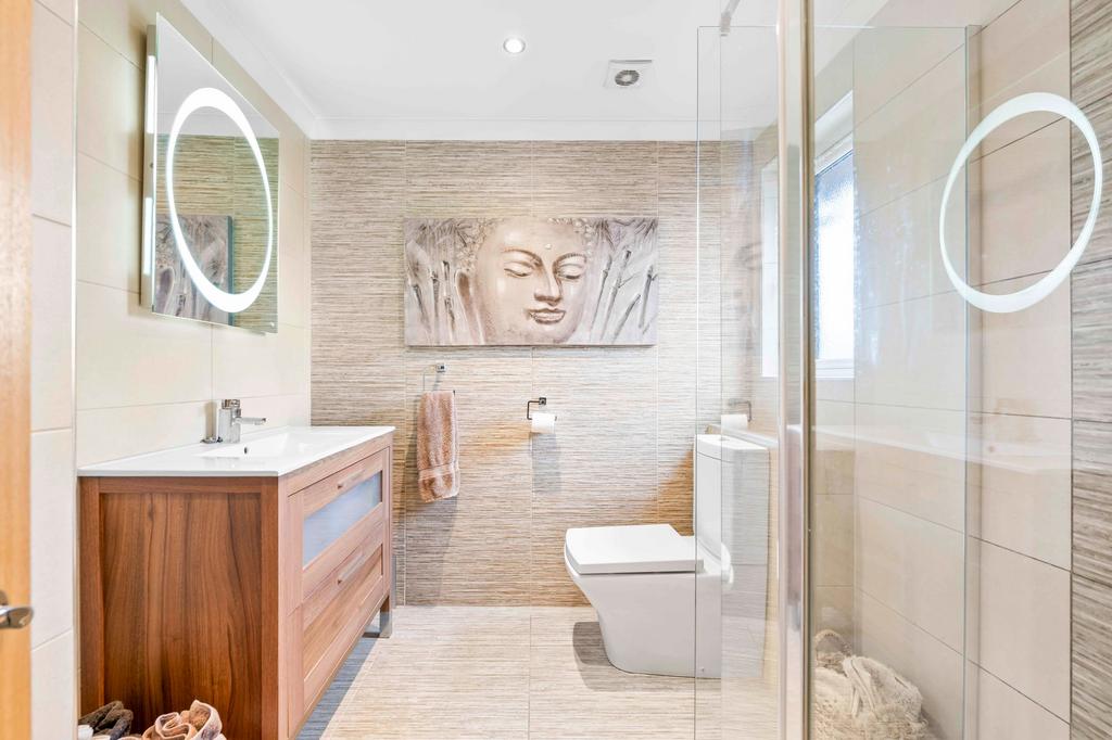 Family Shower Room