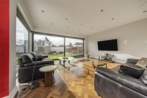 5 bedroom link detached house for sale, Hollington Crescent, New Malden, KT3