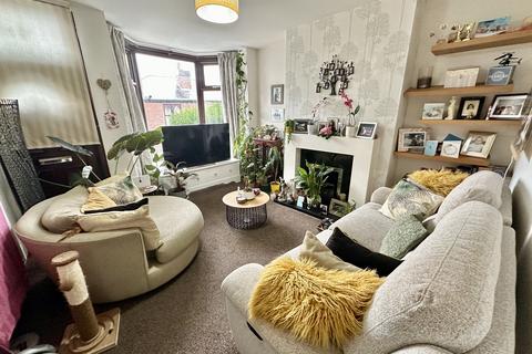 3 bedroom end of terrace house for sale, 62 Smithywood Crescent Sheffield S8 0NT
