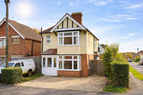 undefined, Queens Road, Thame