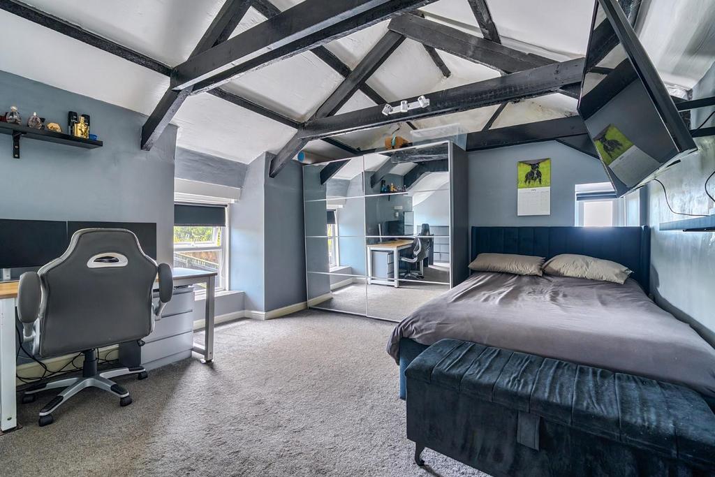 Bedroom 2.jpg