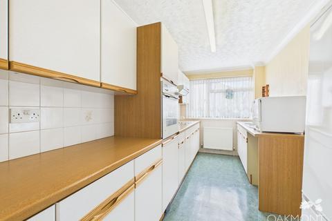 2 bedroom apartment for sale, Petands Court, Randall Drive, Hornchurch