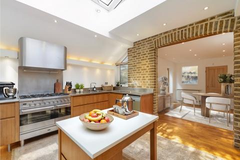 undefined, Bovingdon Road, Parsons Green, London