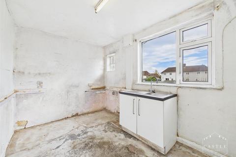 3 bedroom semi-detached house for sale, Gwendoline Avenue, Hinckley