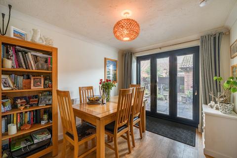 3 bedroom detached house for sale, Gardenia Drive, West End, Woking, Surrey, GU24