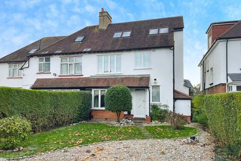 4 bedroom semi-detached house for sale, The Square, Ilford, IG1