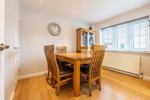 3 bedroom link detached house for sale, Birchwood, Carterton, Oxfordshire, OX18