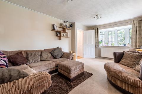 3 bedroom link detached house for sale, Birchwood, Carterton, Oxfordshire, OX18