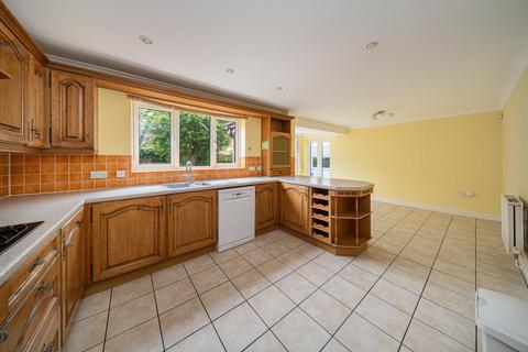 151 Cornbrash Rise, Hilperton, Trowbridge, BA14 7TS