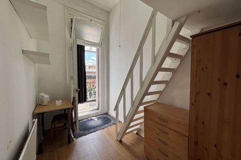 1 bedroom house to rent, Hackney Road, E2