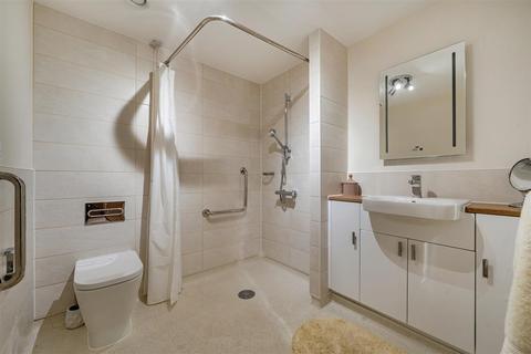 1 bedroom retirement property for sale, Bath Road, Devizes