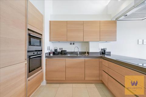2 bedroom penthouse for sale, Bazalgette Court, Hammersmith, London, W6