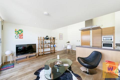 2 bedroom flat for sale, Great West Road, Bazalgette Court Great West Road, W6