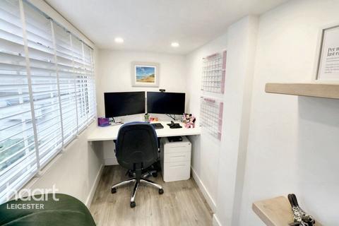 3 bedroom terraced house for sale, Hampshire Road, Leicester