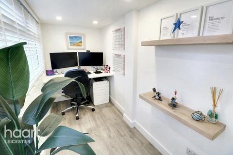 3 bedroom terraced house for sale, Hampshire Road, Leicester