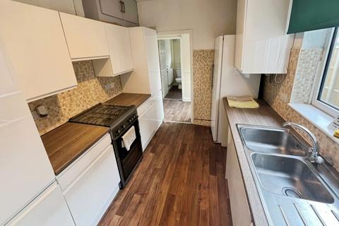 3 bedroom end of terrace house for sale, Marsh Lane, Misterton