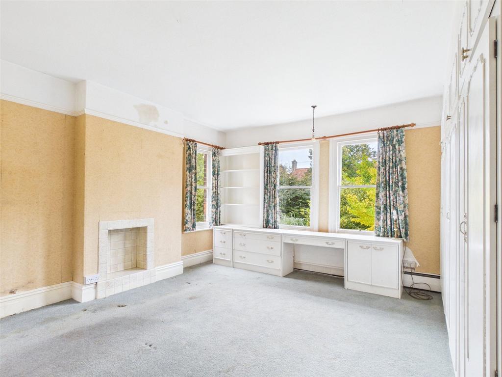 Main Bedroom