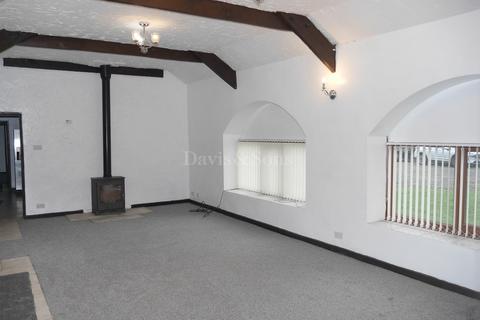 3 bedroom barn conversion to rent, Wernddu, Allt-yr-yn, Newport. NP20 5EJ